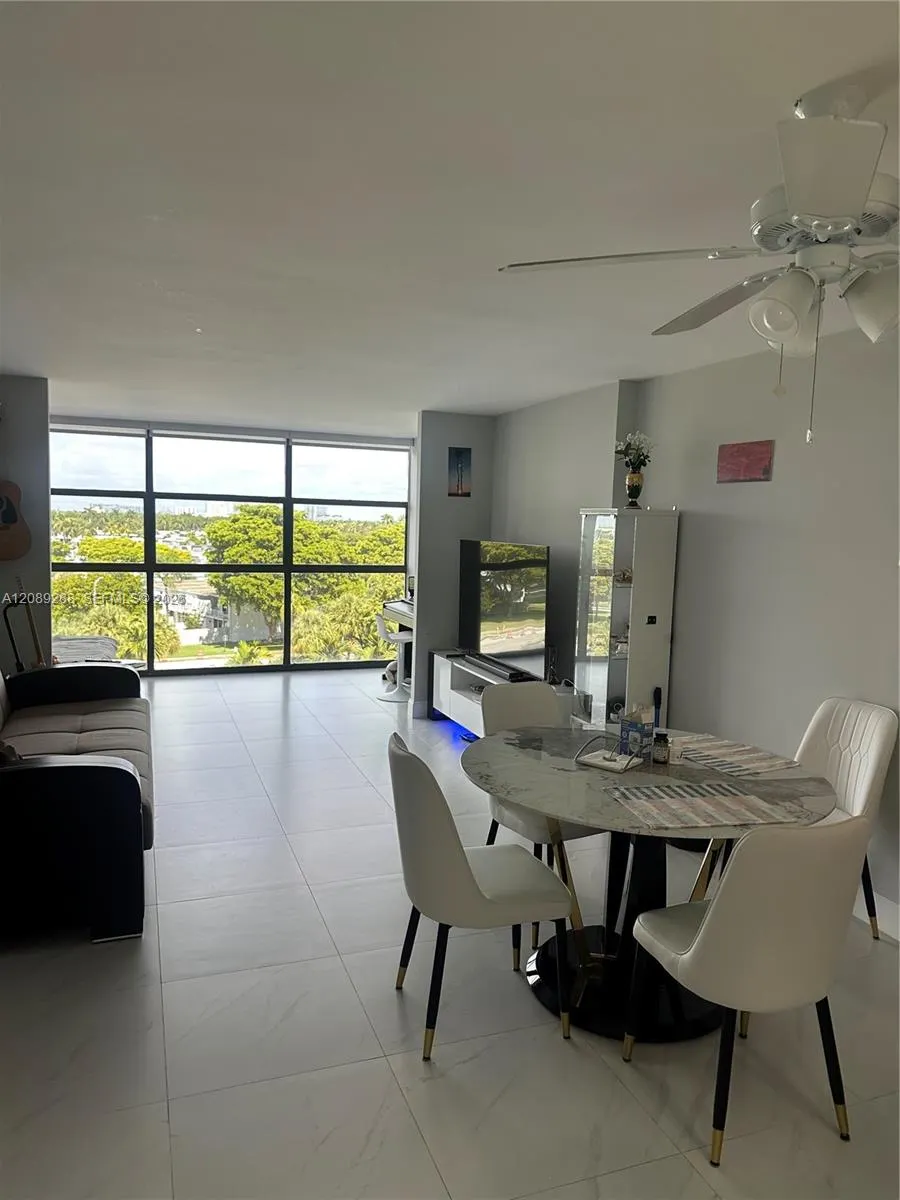 600 Parkview Drive #627