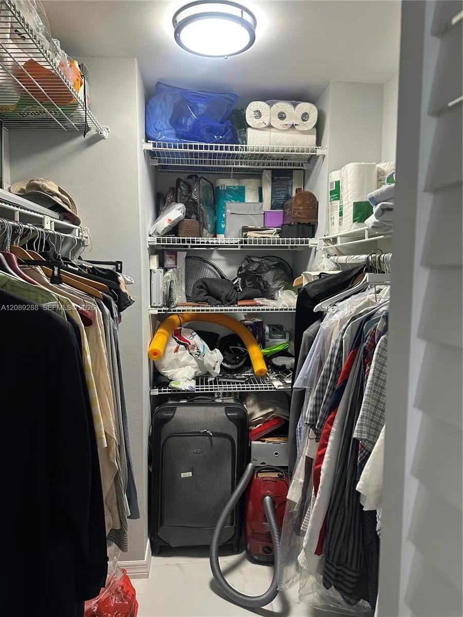 600 Parkview Drive #627