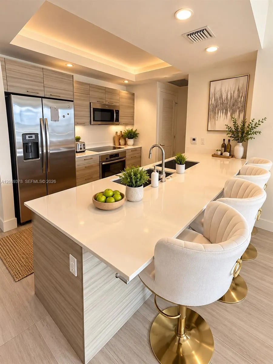 121 NE 34th Street #2202