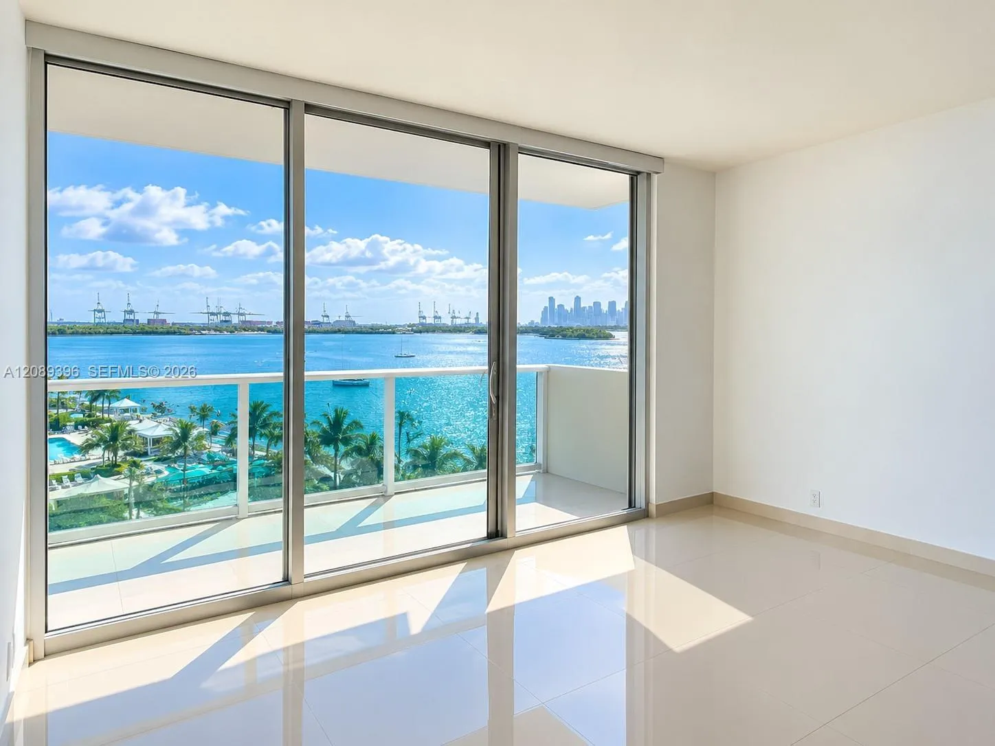 1200 West Avenue #830