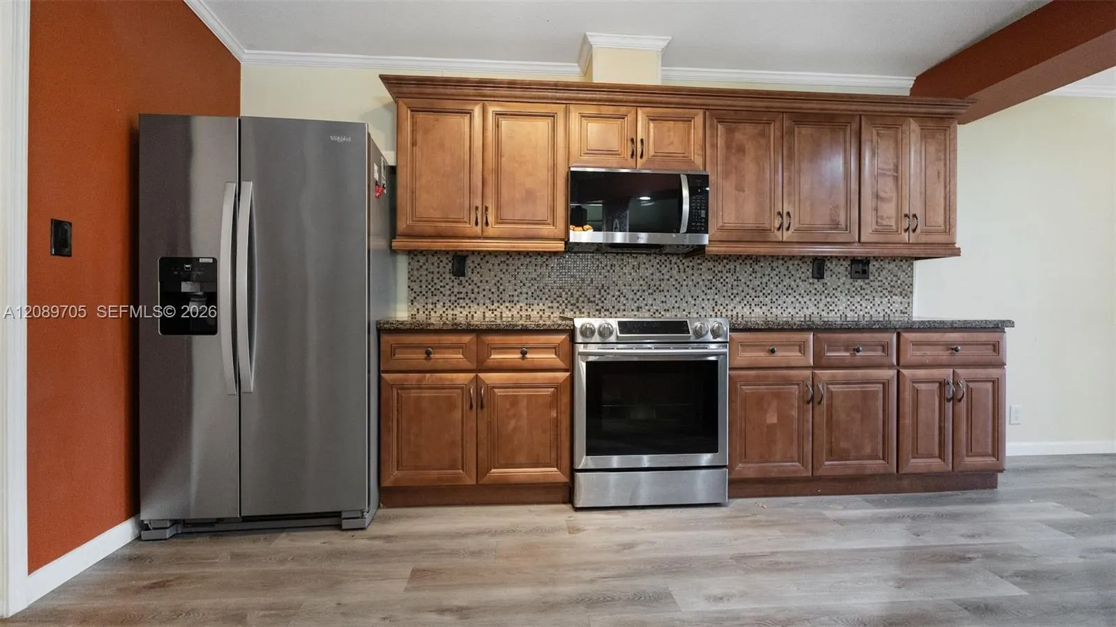 6515 Colonial Drive