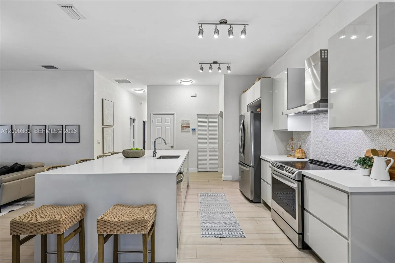 5212 NW 51st Street