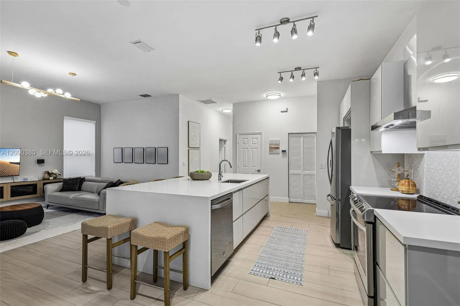 5212 NW 51st Street