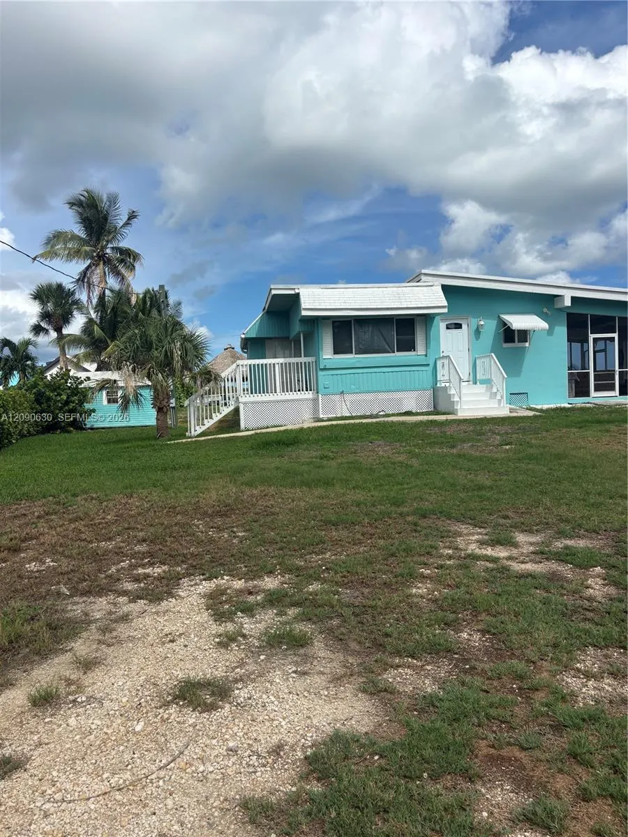 900 Morris Avenue #900