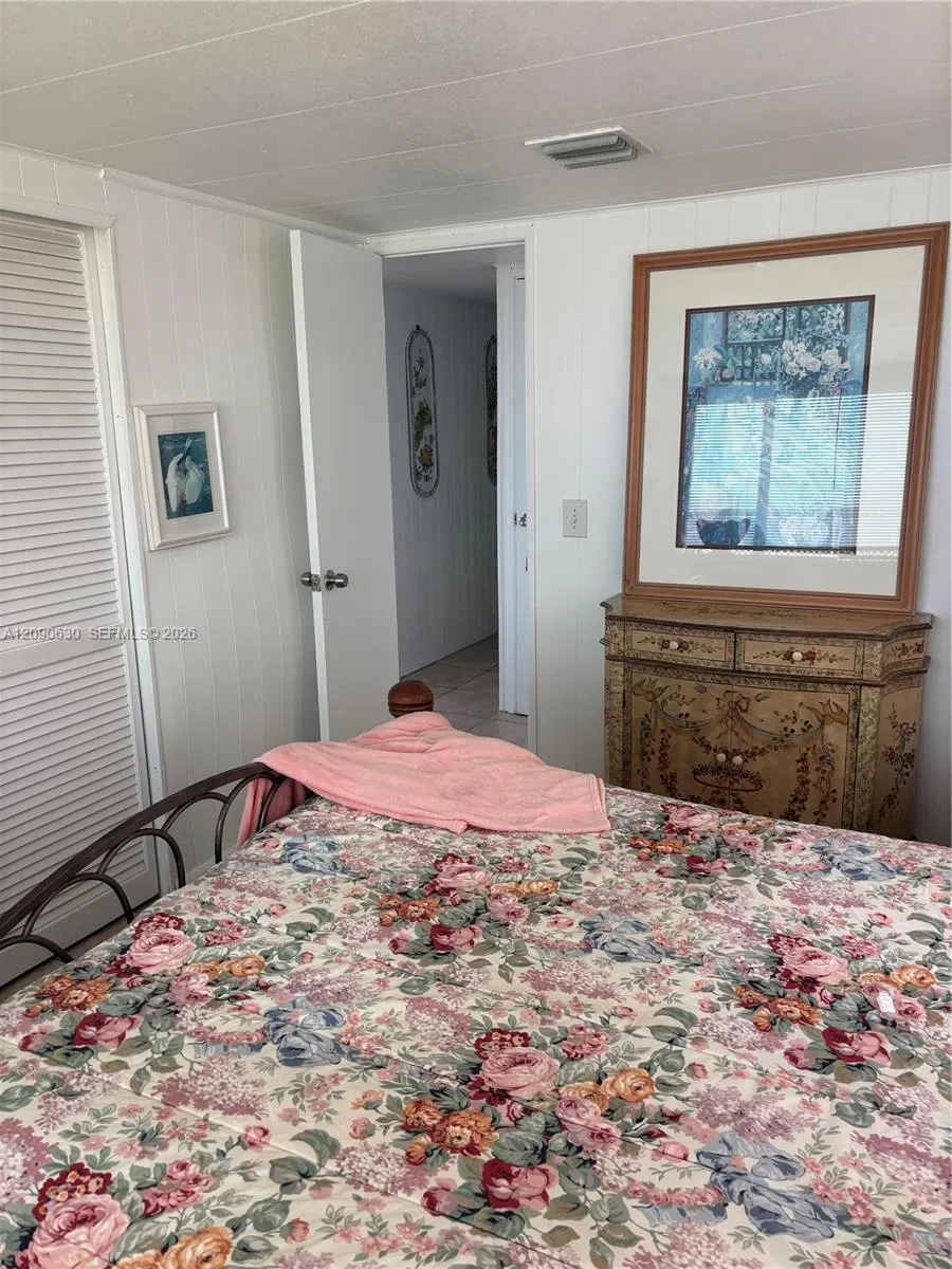 900 Morris Avenue #900