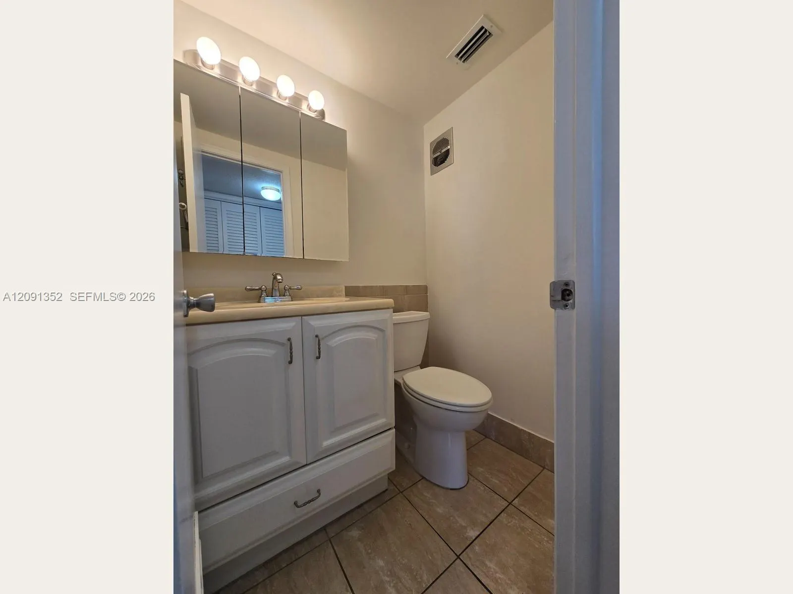 880 W Horizons W #205