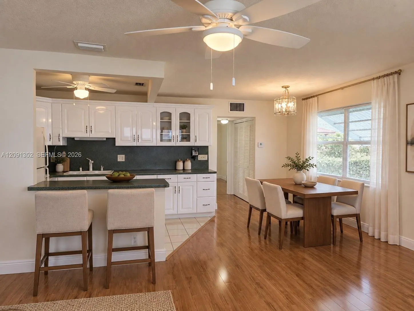 880 W Horizons W #205