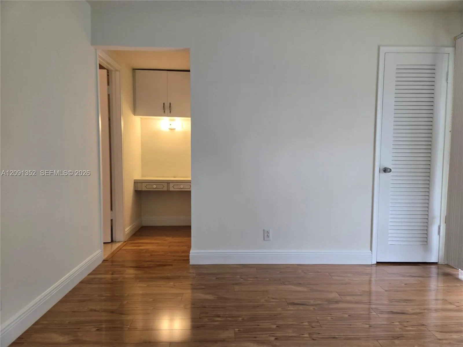 880 W Horizons W #205