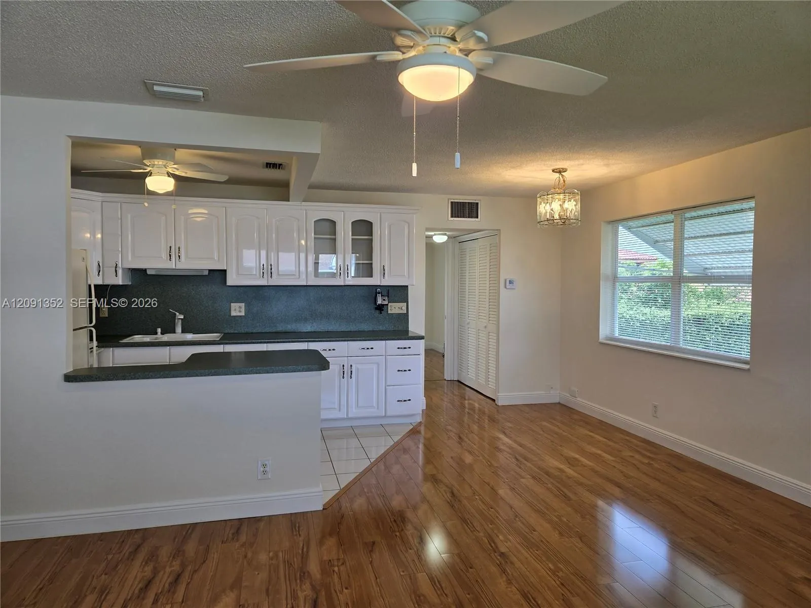 880 W Horizons W #205