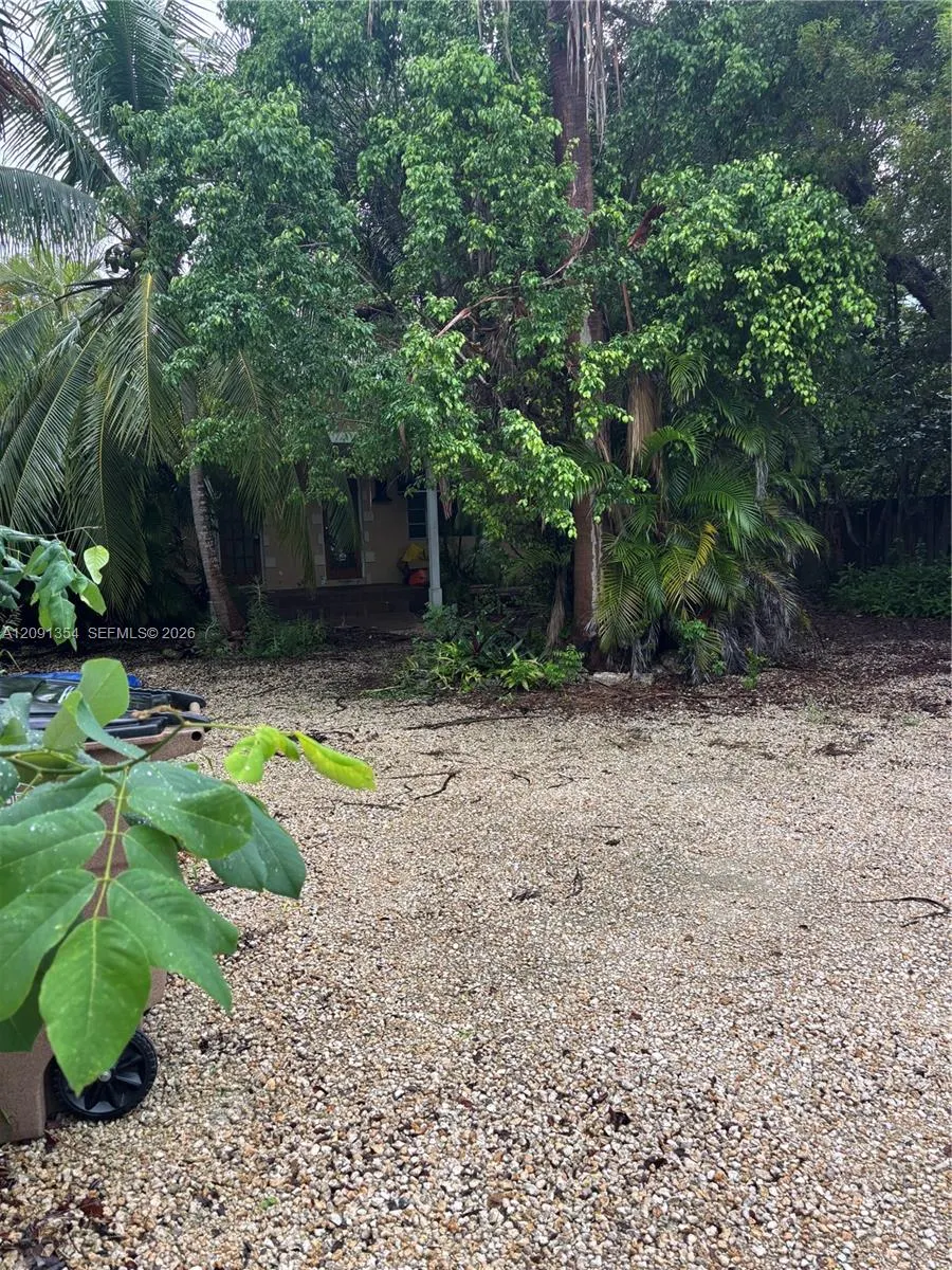 1030 Snapper Lane