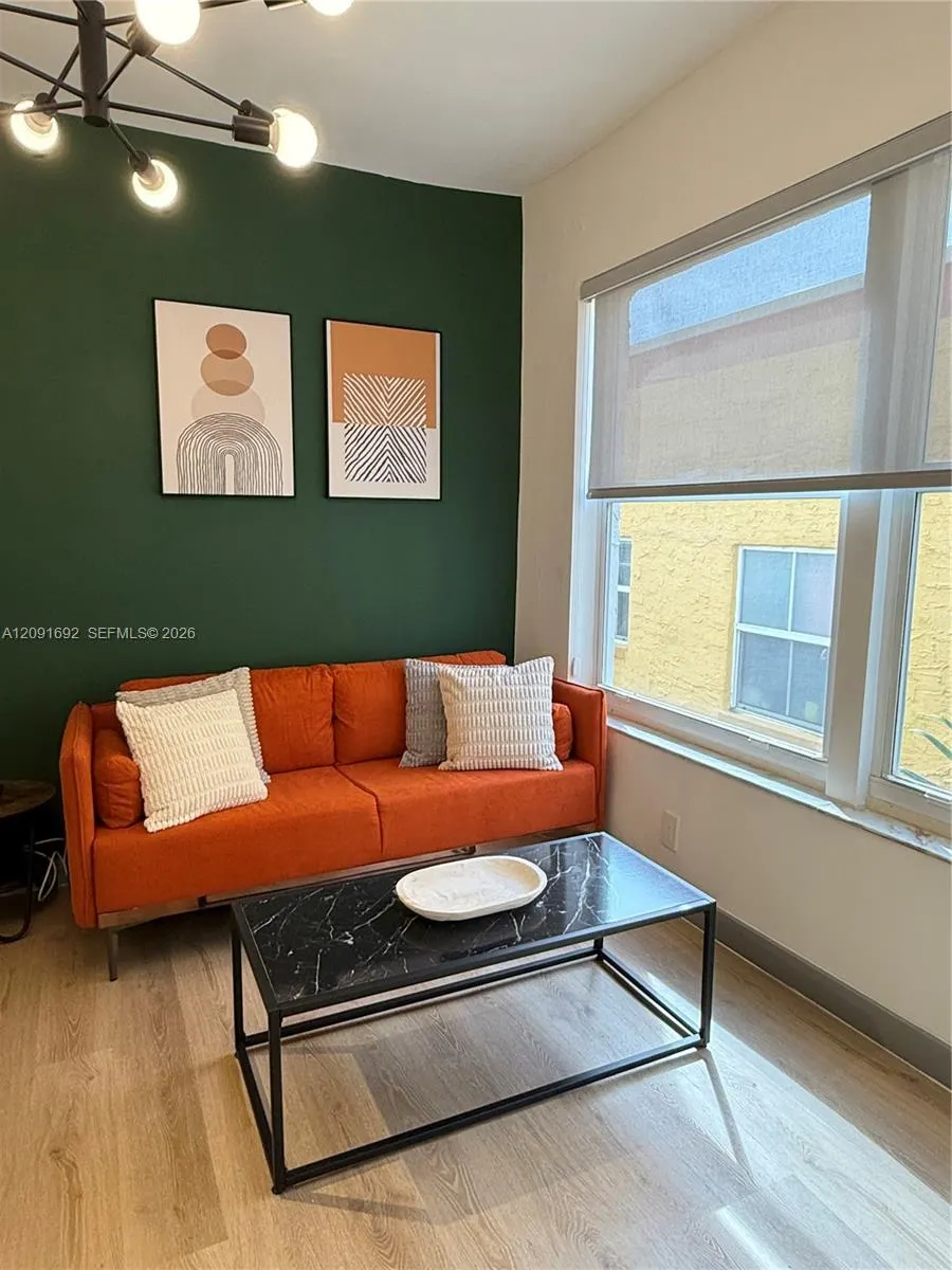 1320 Drexel Avenue #302