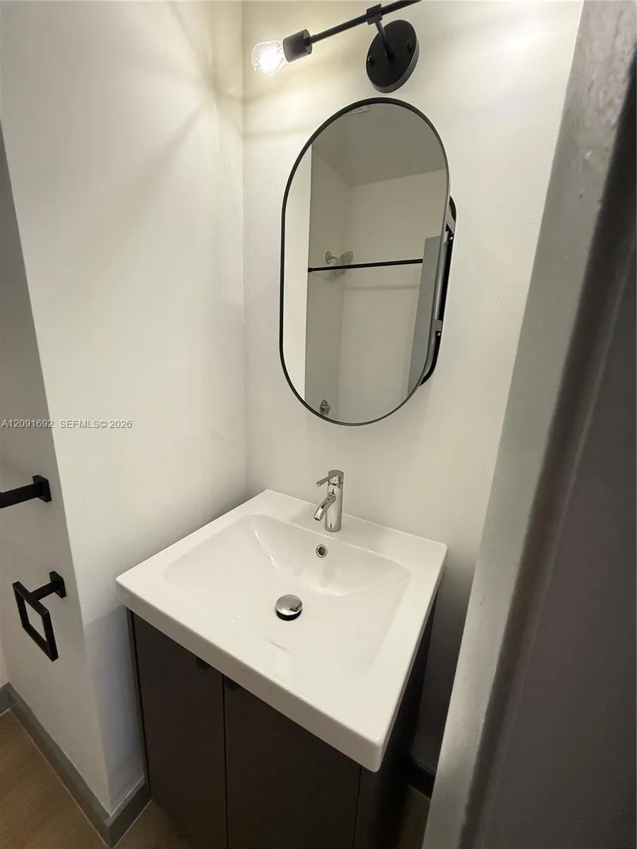1320 Drexel Avenue #302