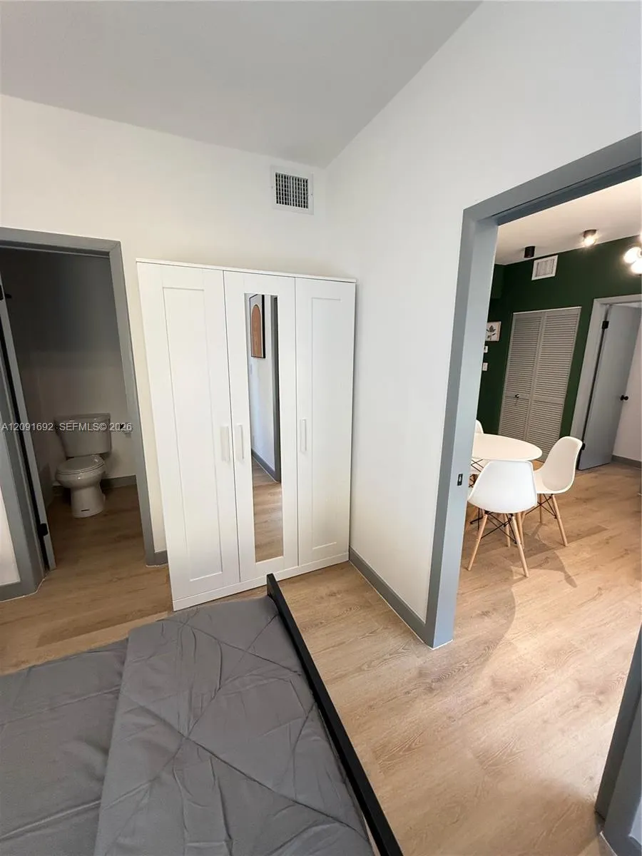 1320 Drexel Avenue #302