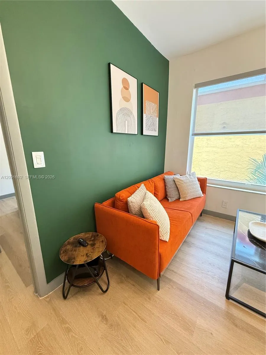 1320 Drexel Avenue #302