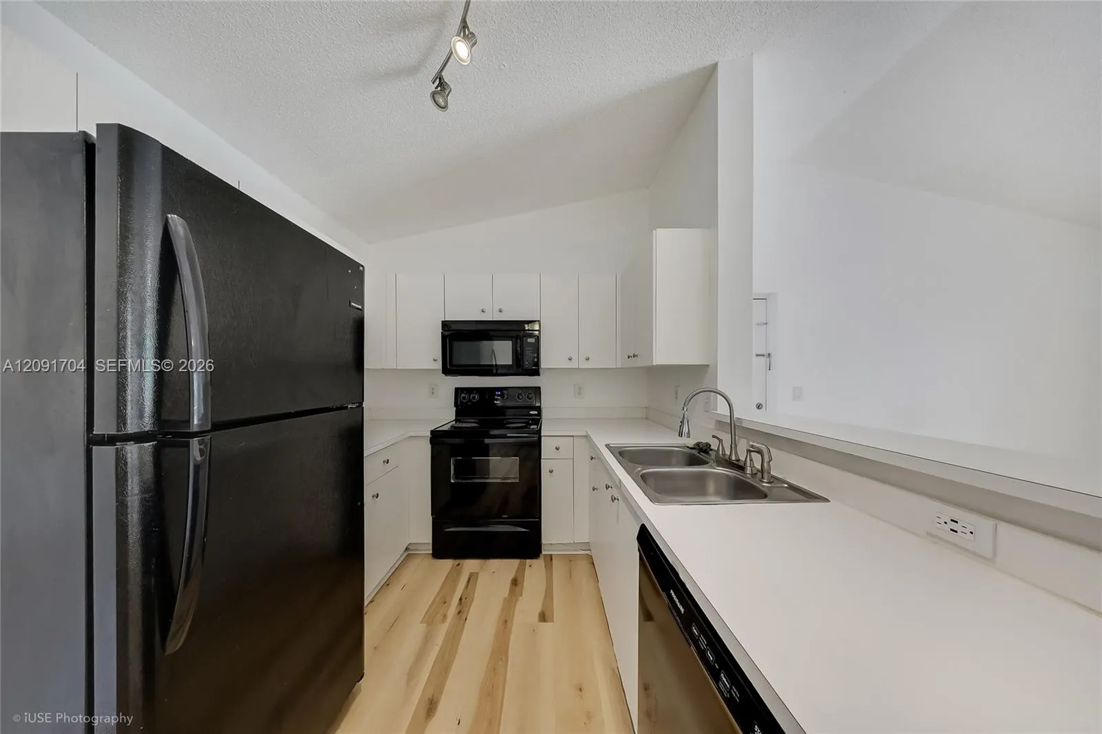5570 NW 61st Street #930