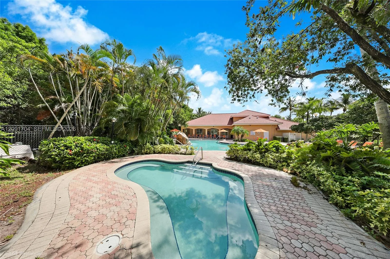 5570 NW 61st Street #930