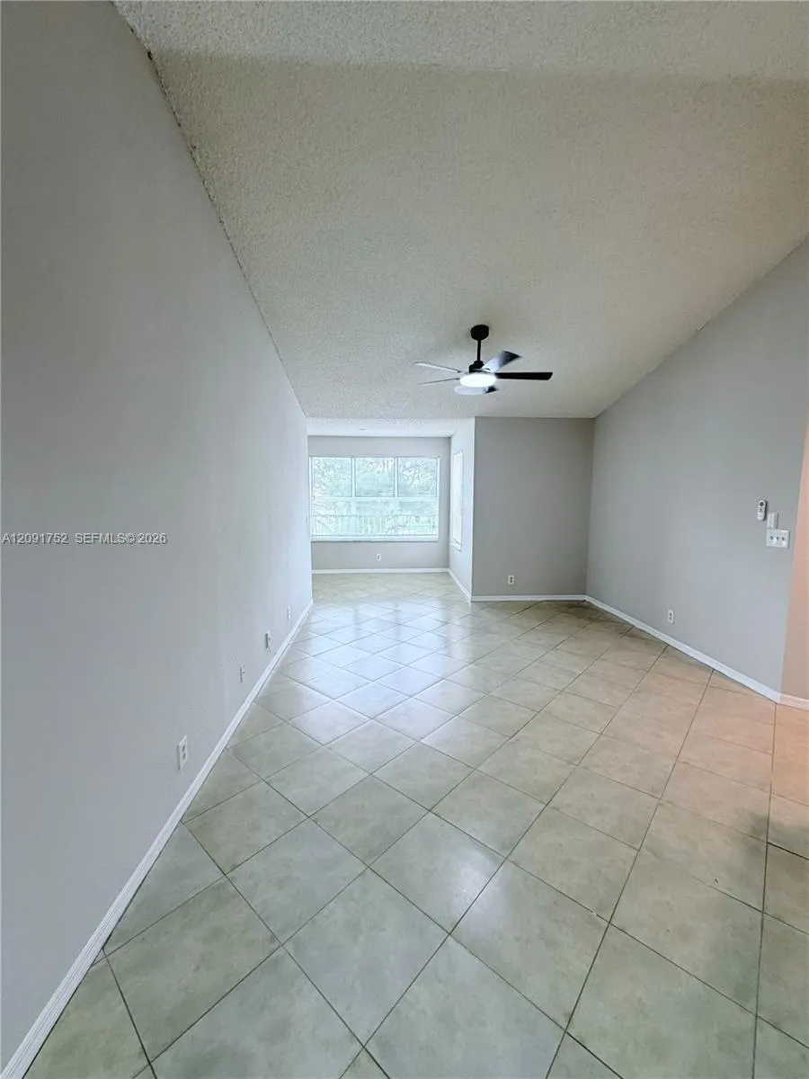 3480 N Pinewalk Drive N #136