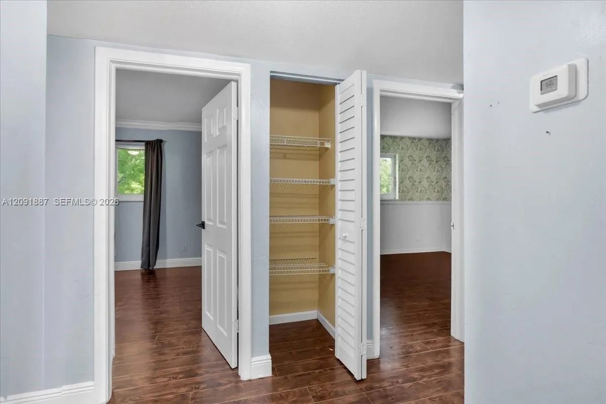 7911 SW 7th Place
