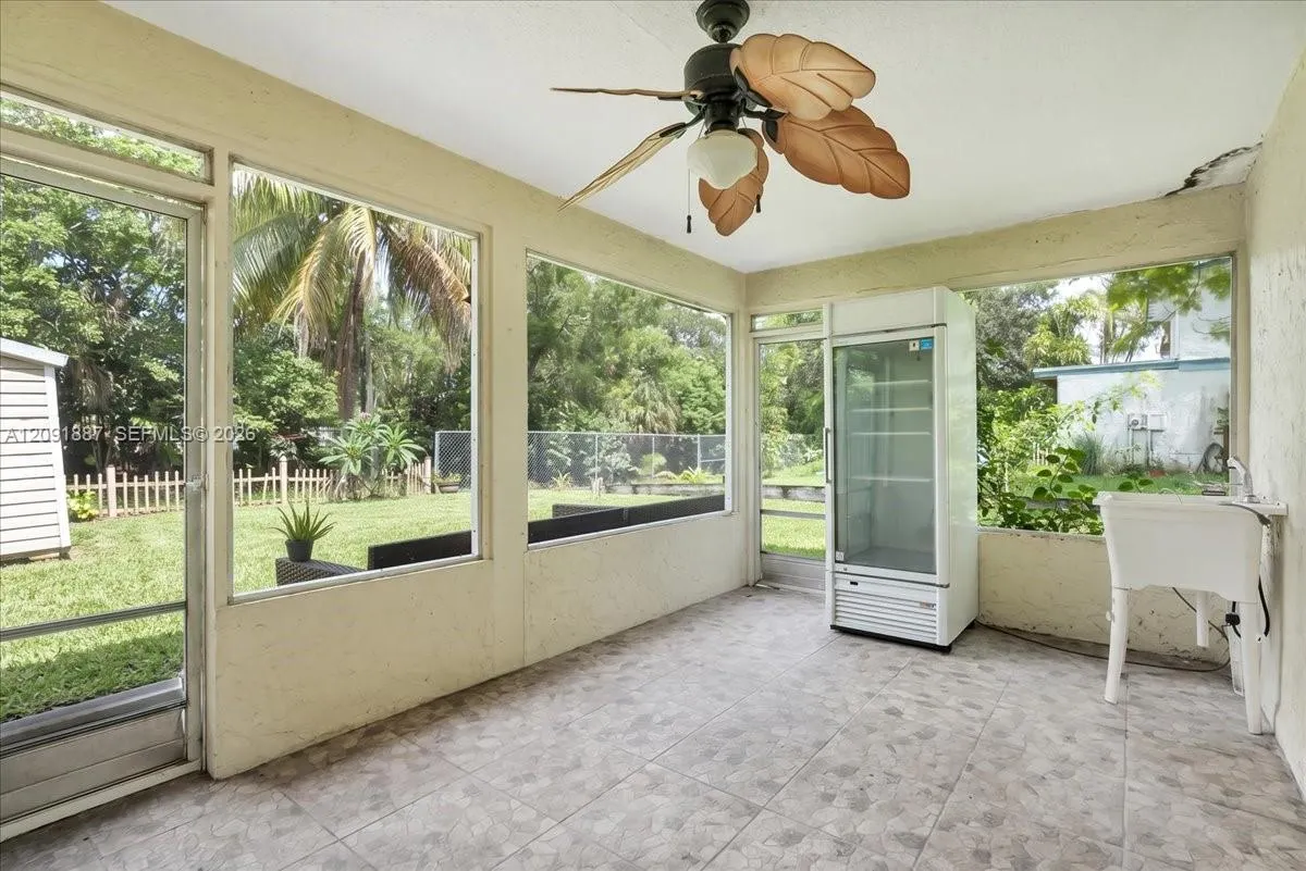 7911 SW 7th Place