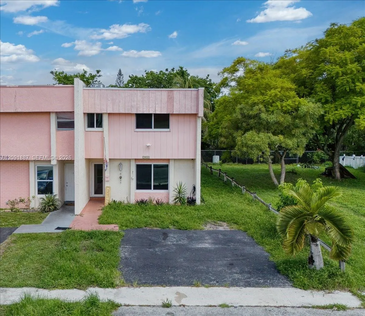 7911 SW 7th Place