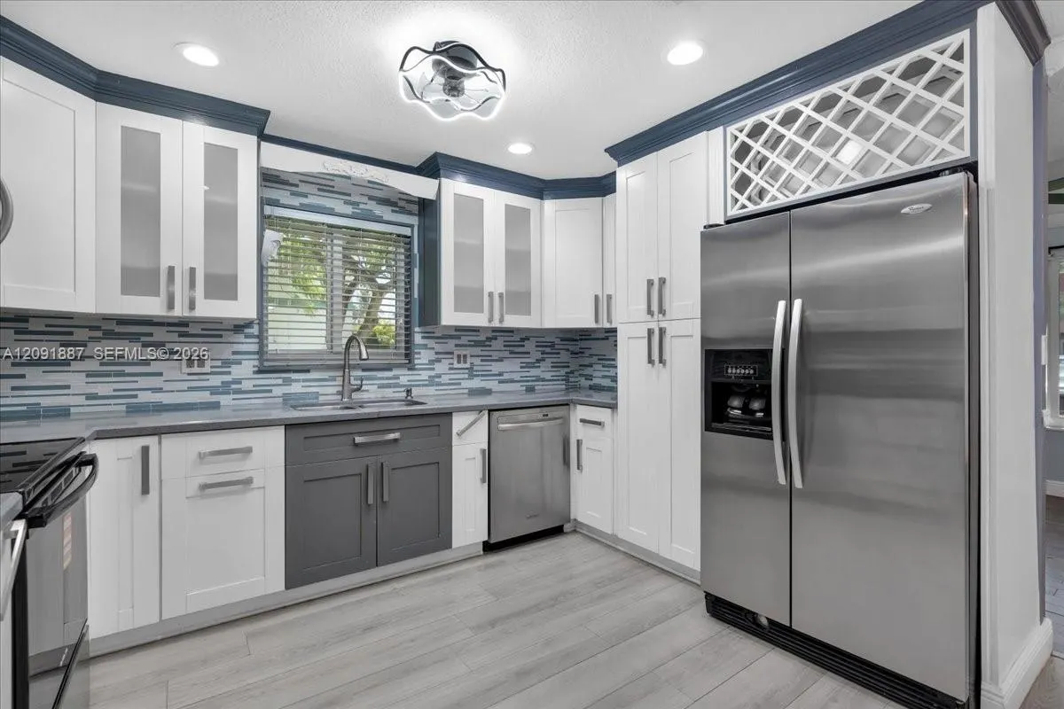 7911 SW 7th Place