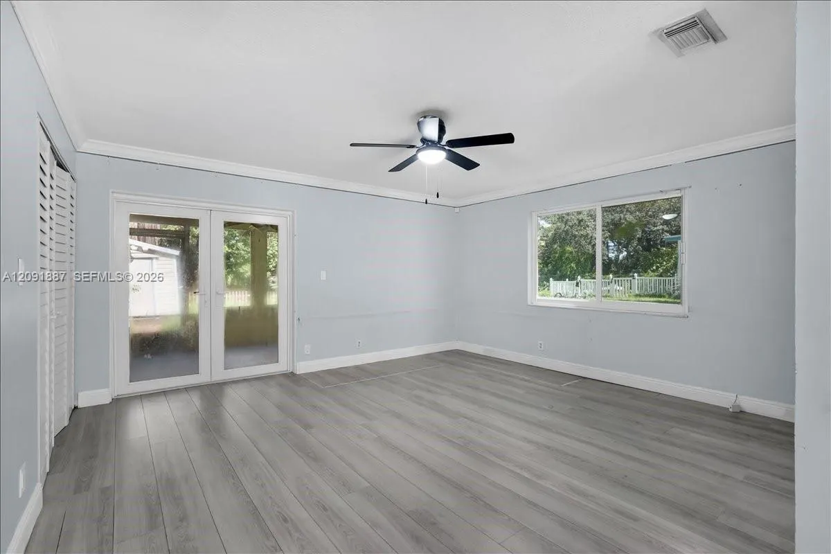 7911 SW 7th Place