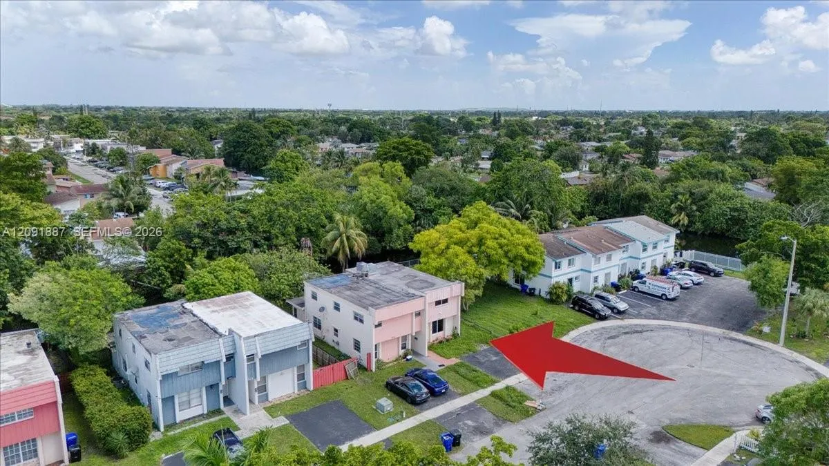 7911 SW 7th Place