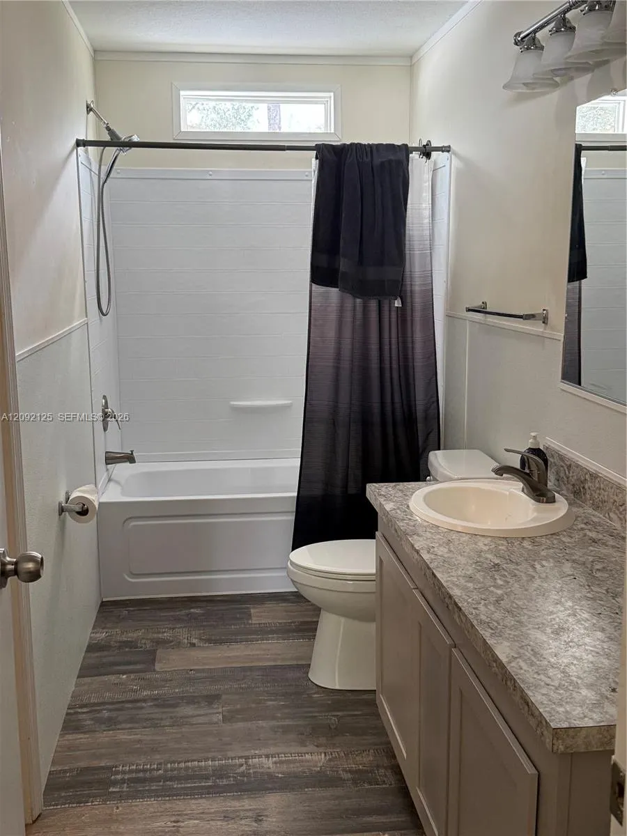 5205 Pioneer 21st Street