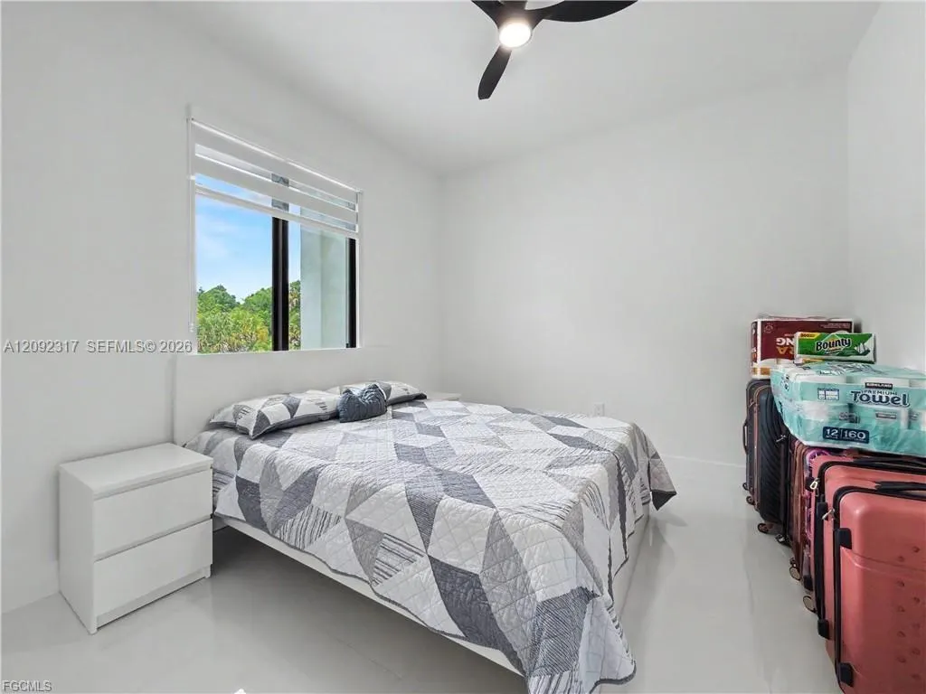 402 Thompson Avenue
