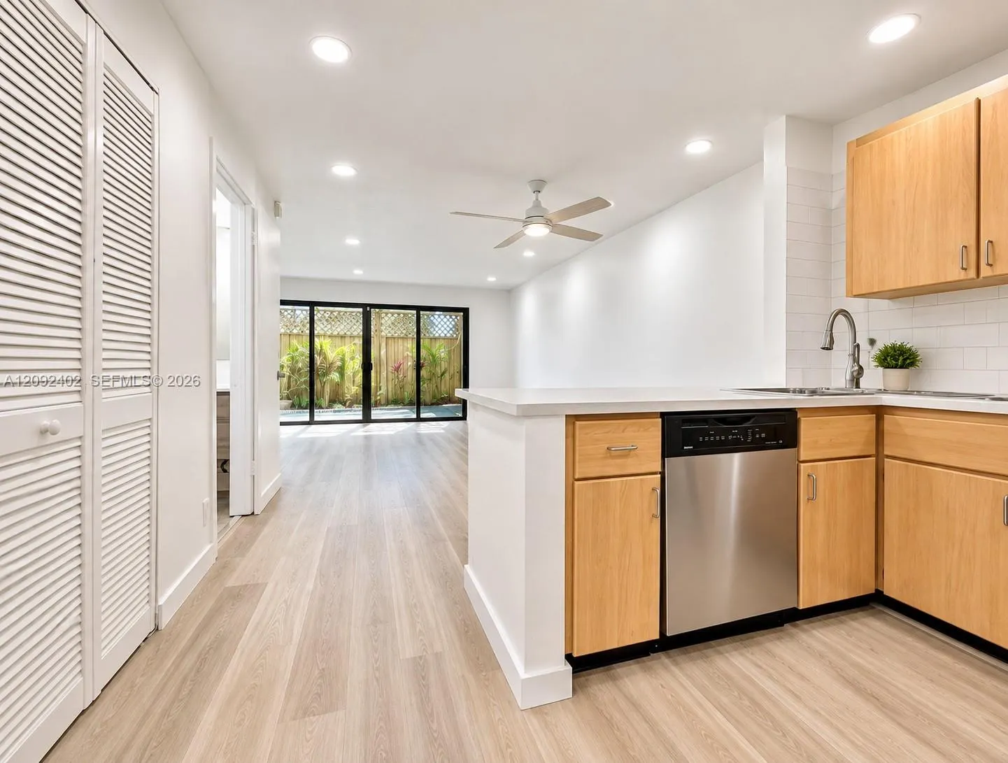 499 SE 13th Street #7E