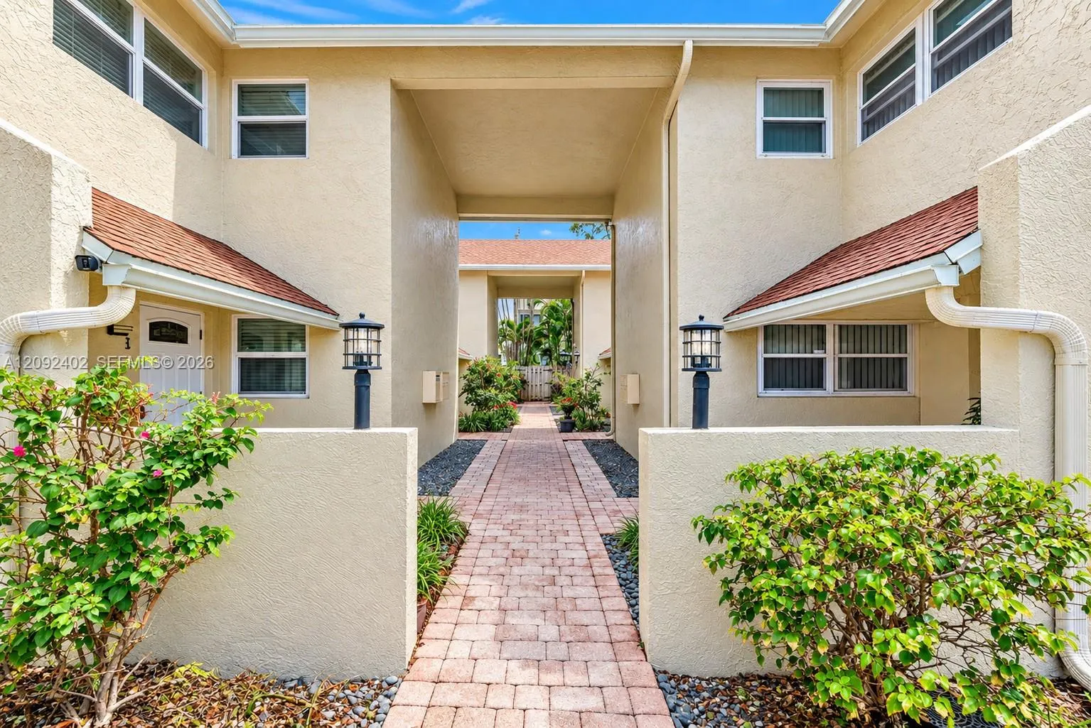 499 SE 13th Street #7E