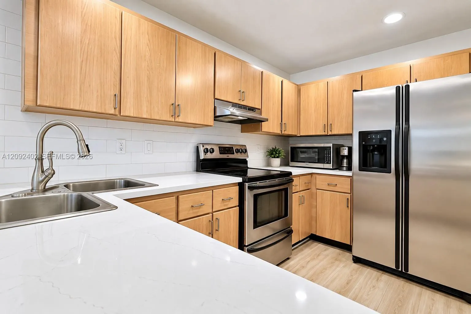 499 SE 13th Street #7E
