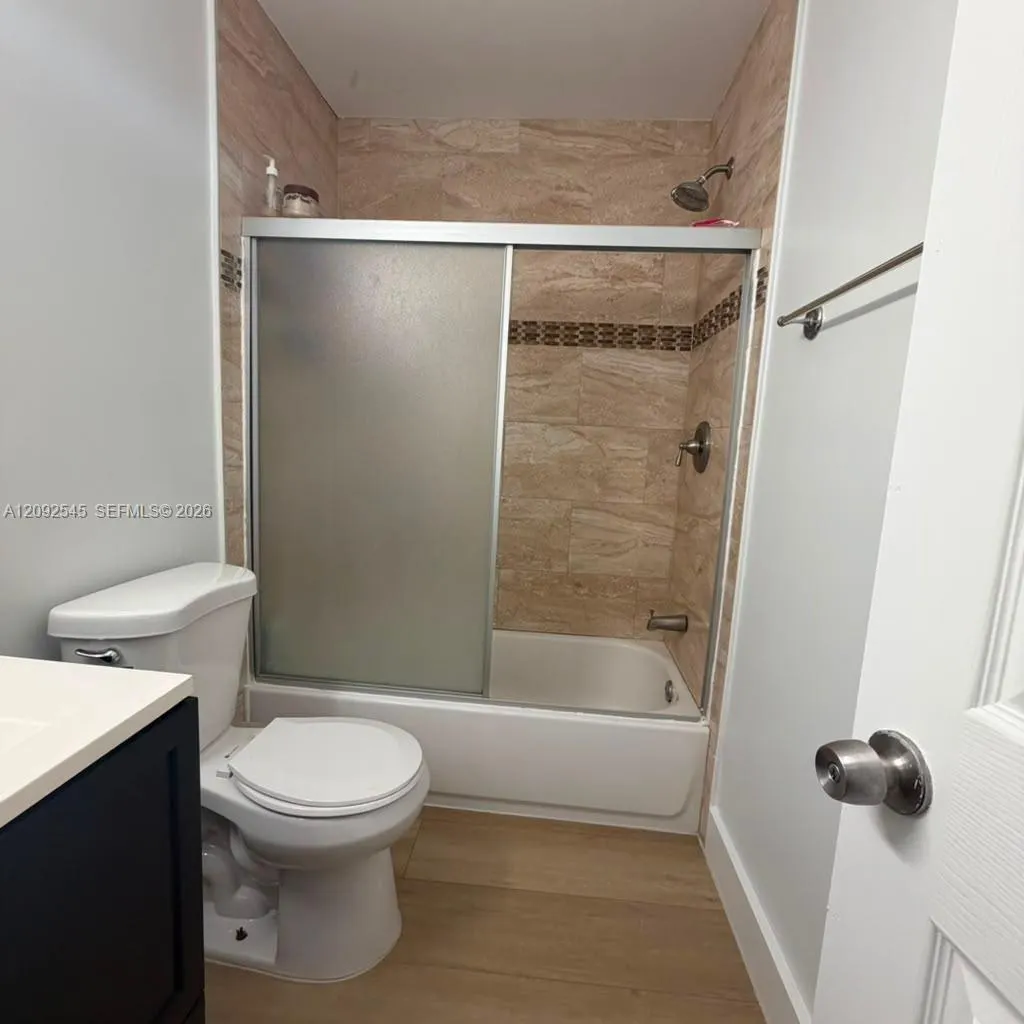 4678 NW 30th Street
