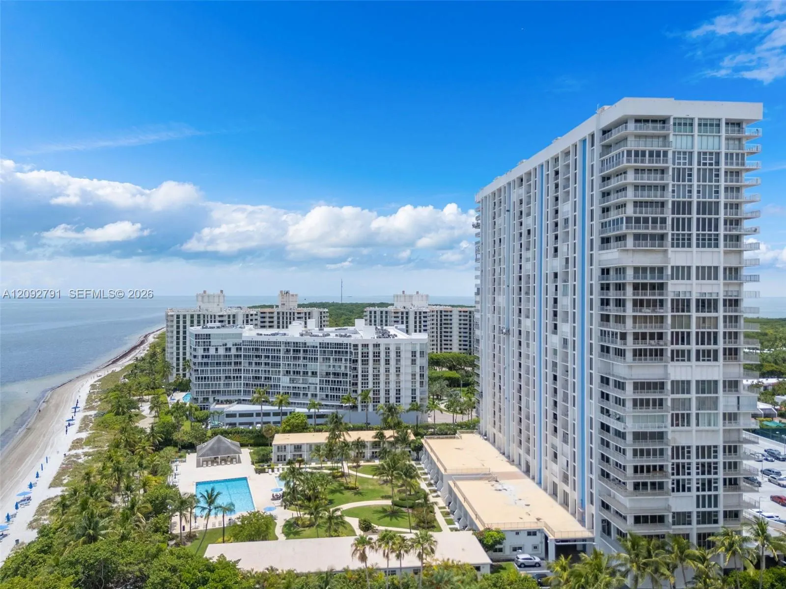 881 Ocean Drive #20E