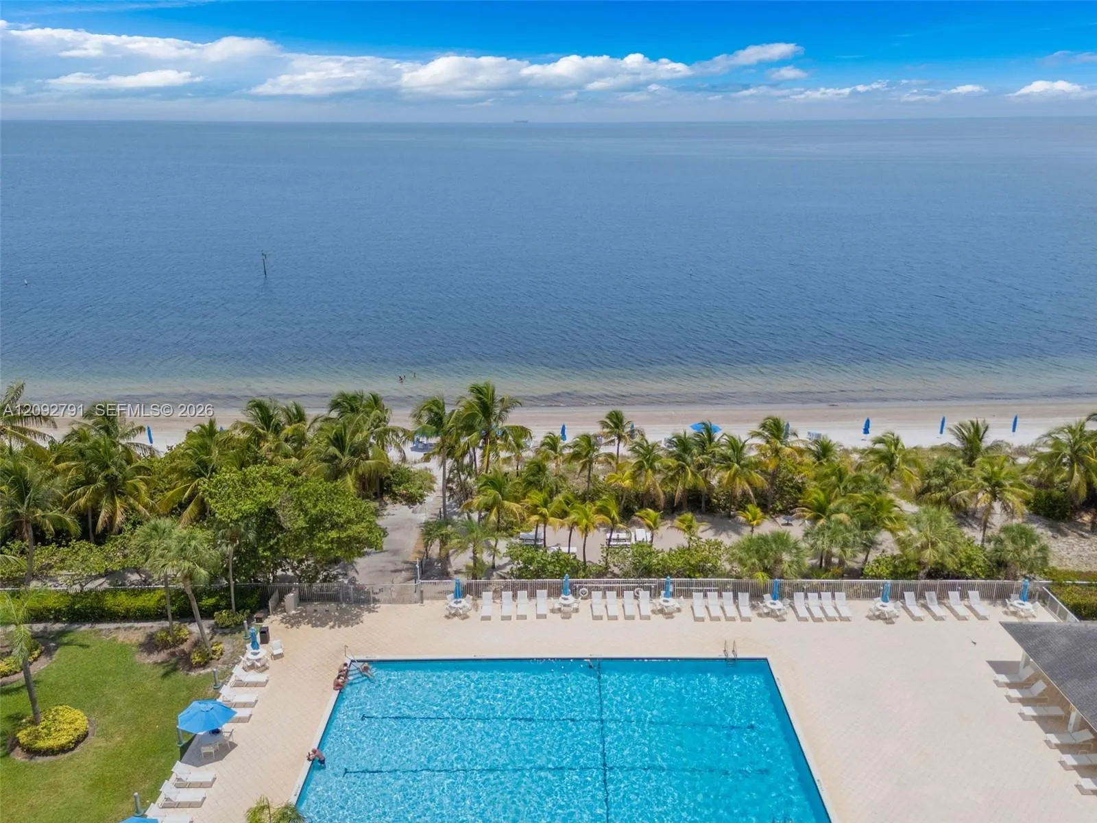 881 Ocean Drive #20E