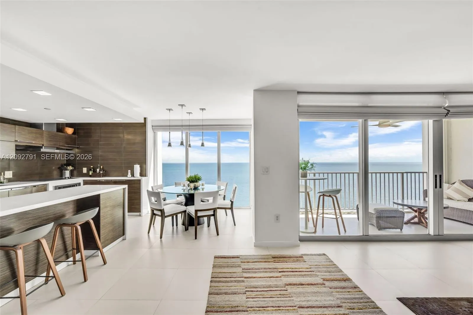 881 Ocean Drive #20E