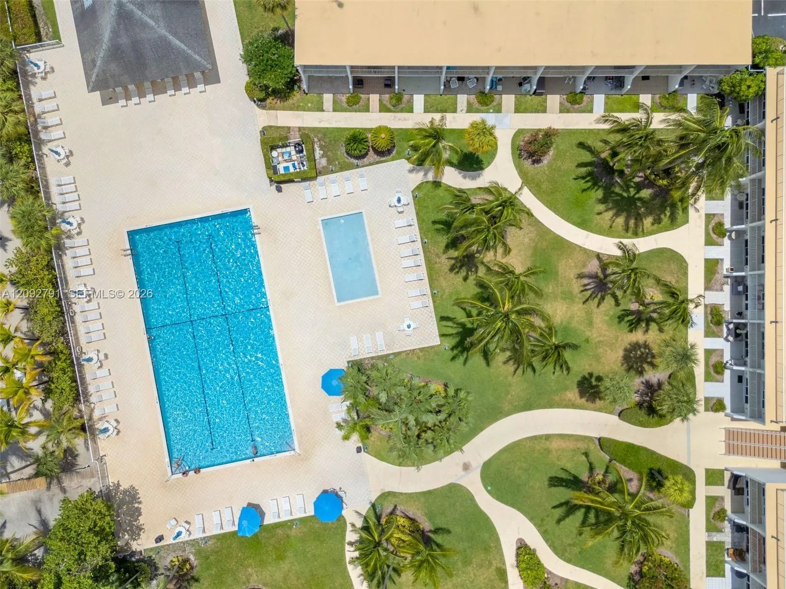 881 Ocean Drive #20E
