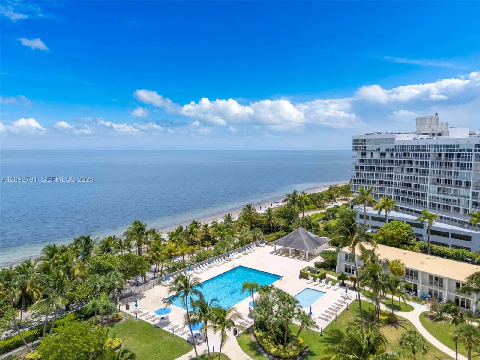 881 Ocean Drive #20E