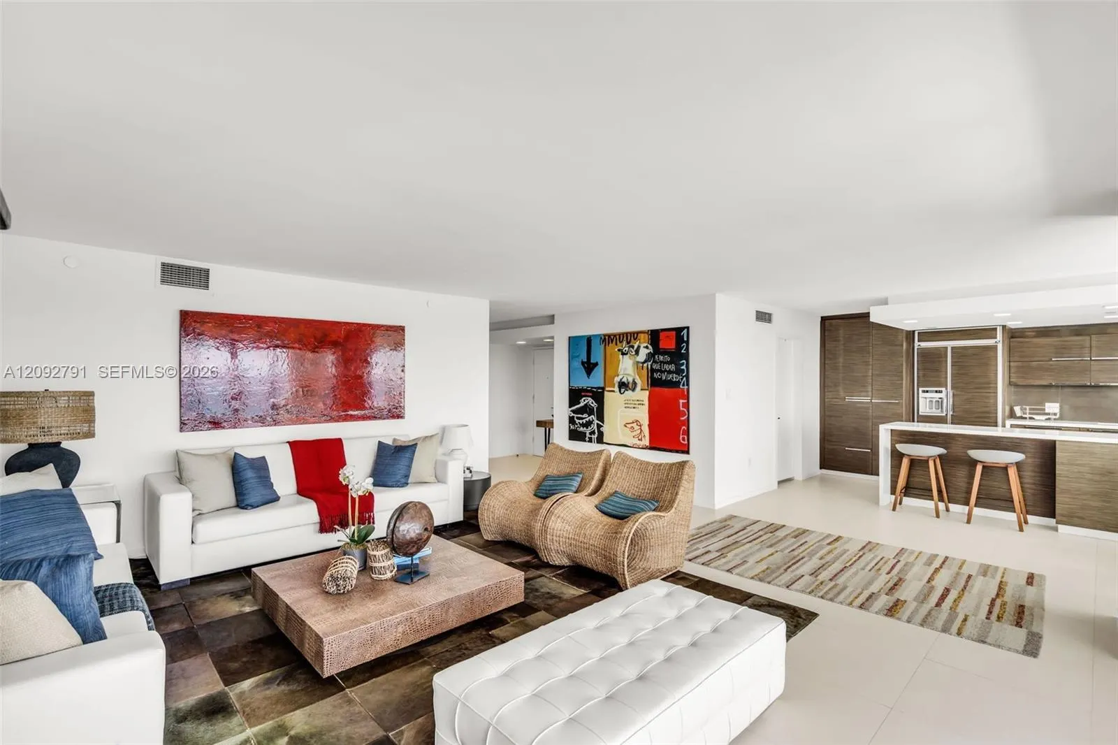 881 Ocean Drive #20E