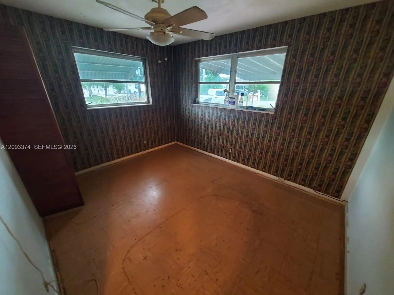 4100 NW 15th Avenue