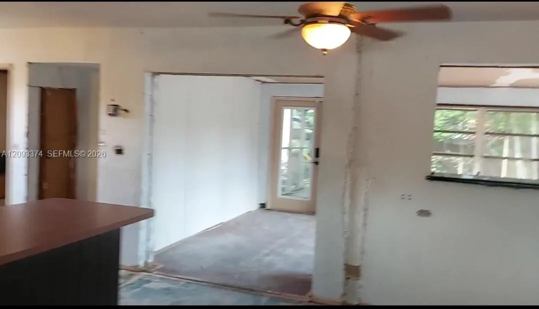 4100 NW 15th Avenue