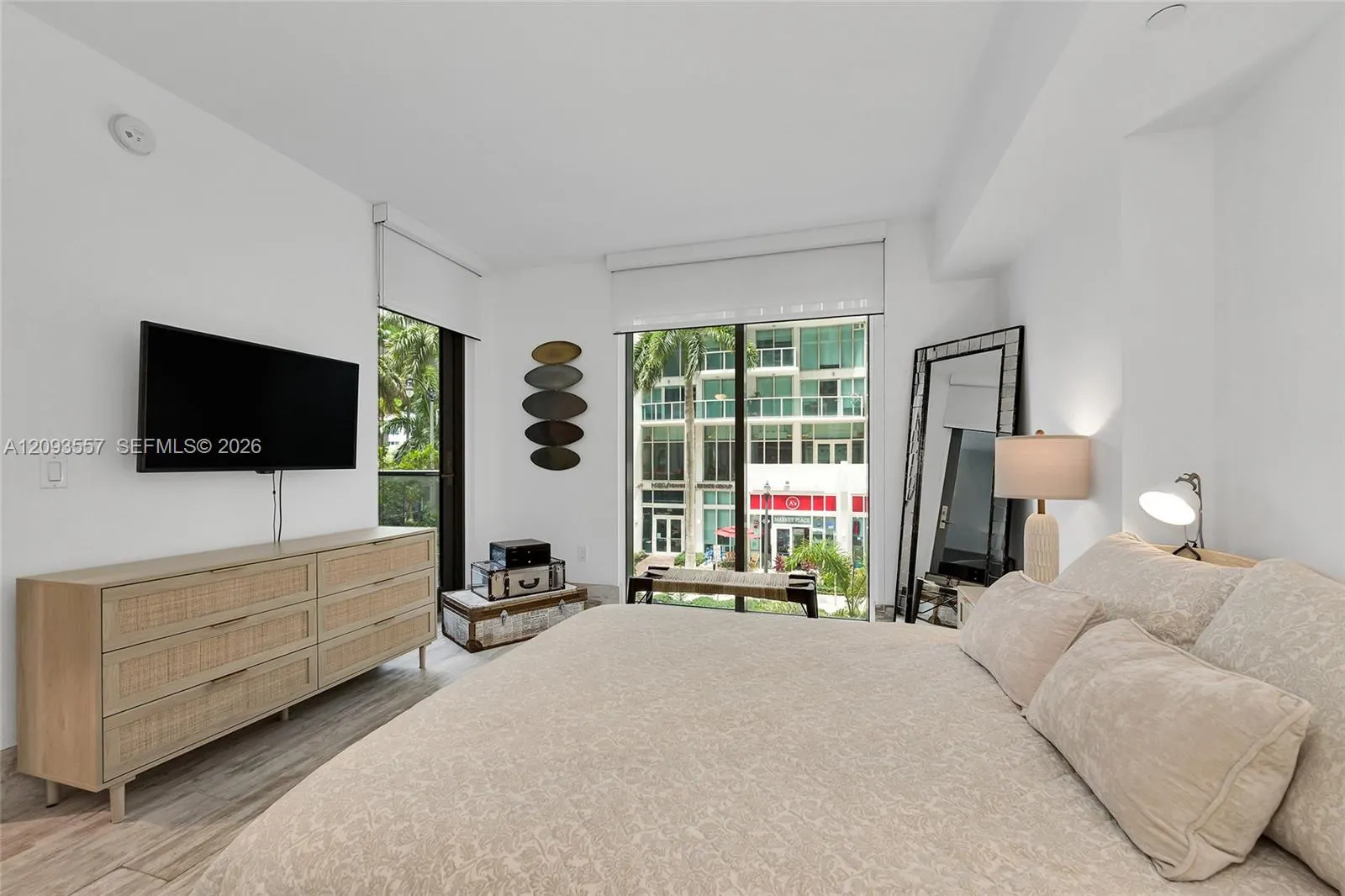 31 SE 6th Street #304