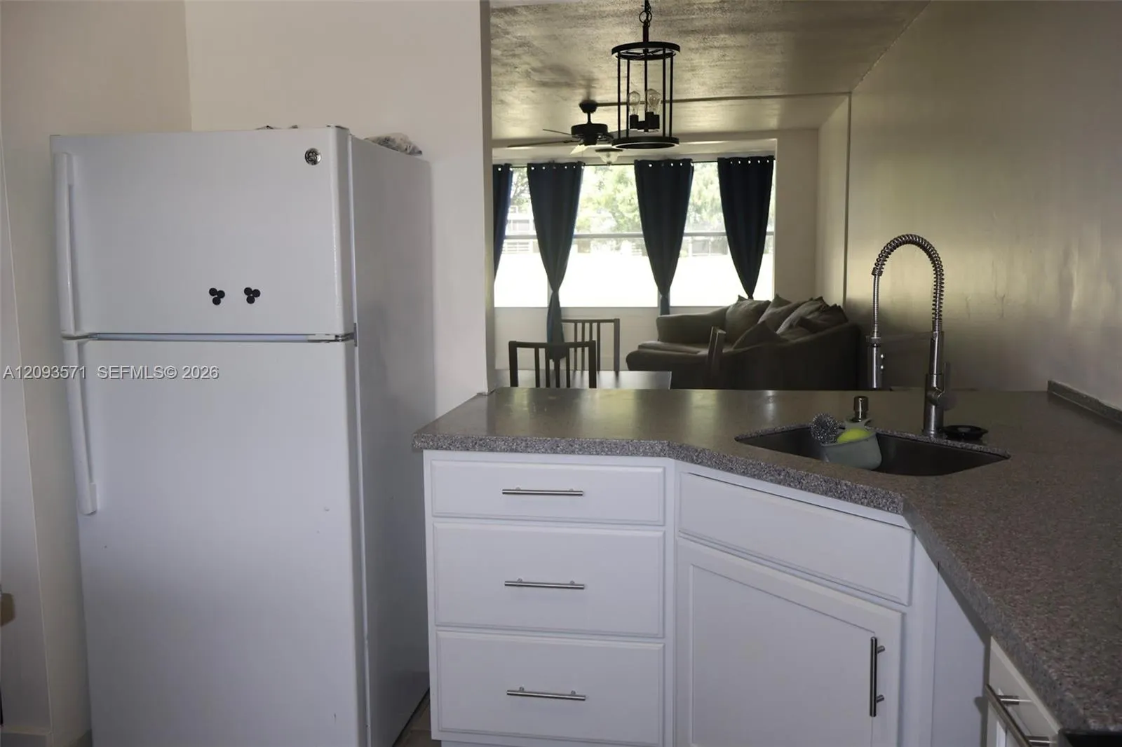 8401 Lagos De Campo Boulevard #106V