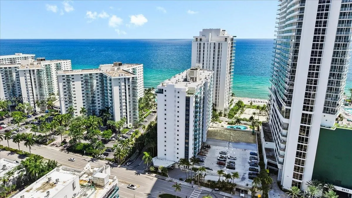 4001 S Ocean Drive #4C