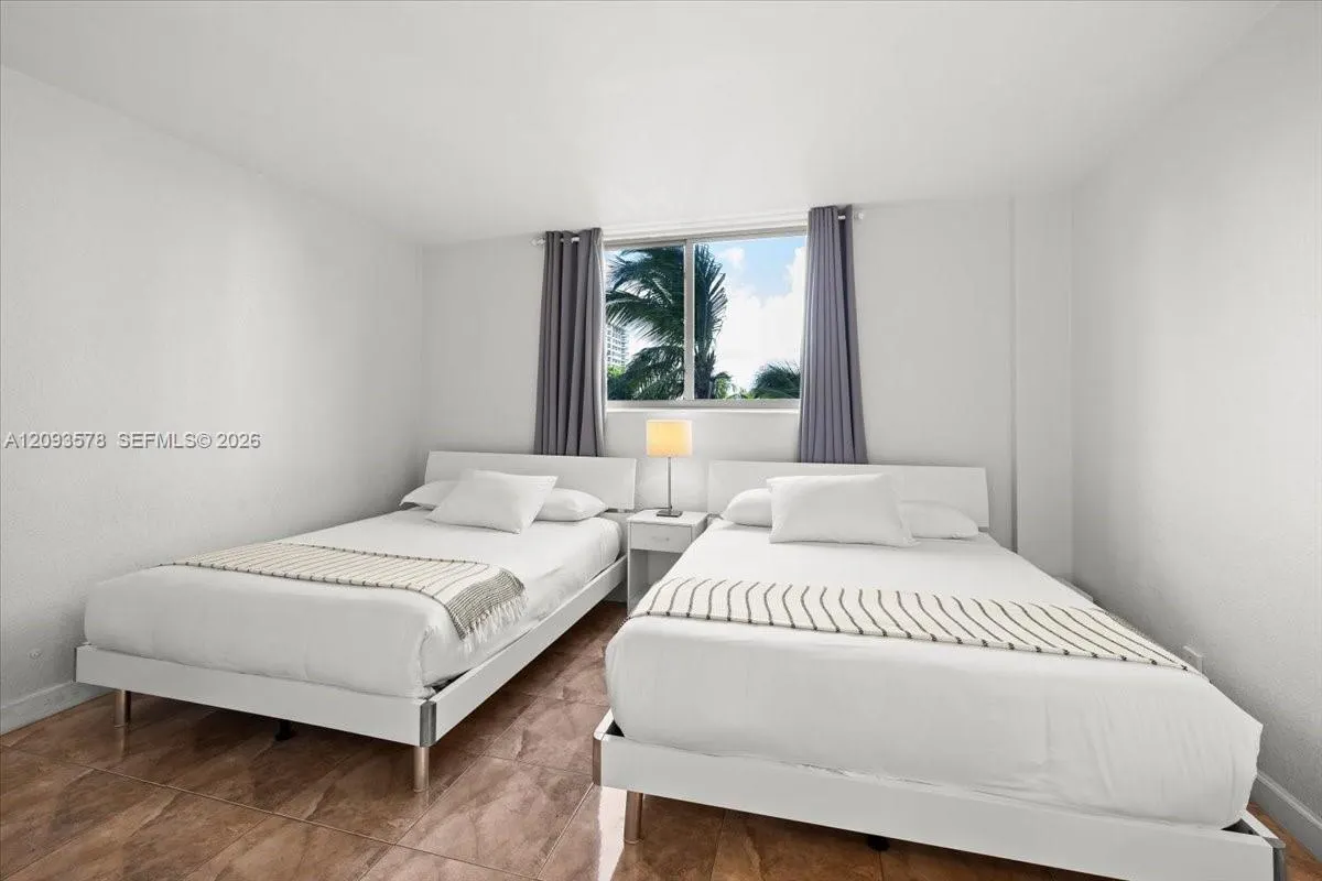 4001 S Ocean Drive #4C