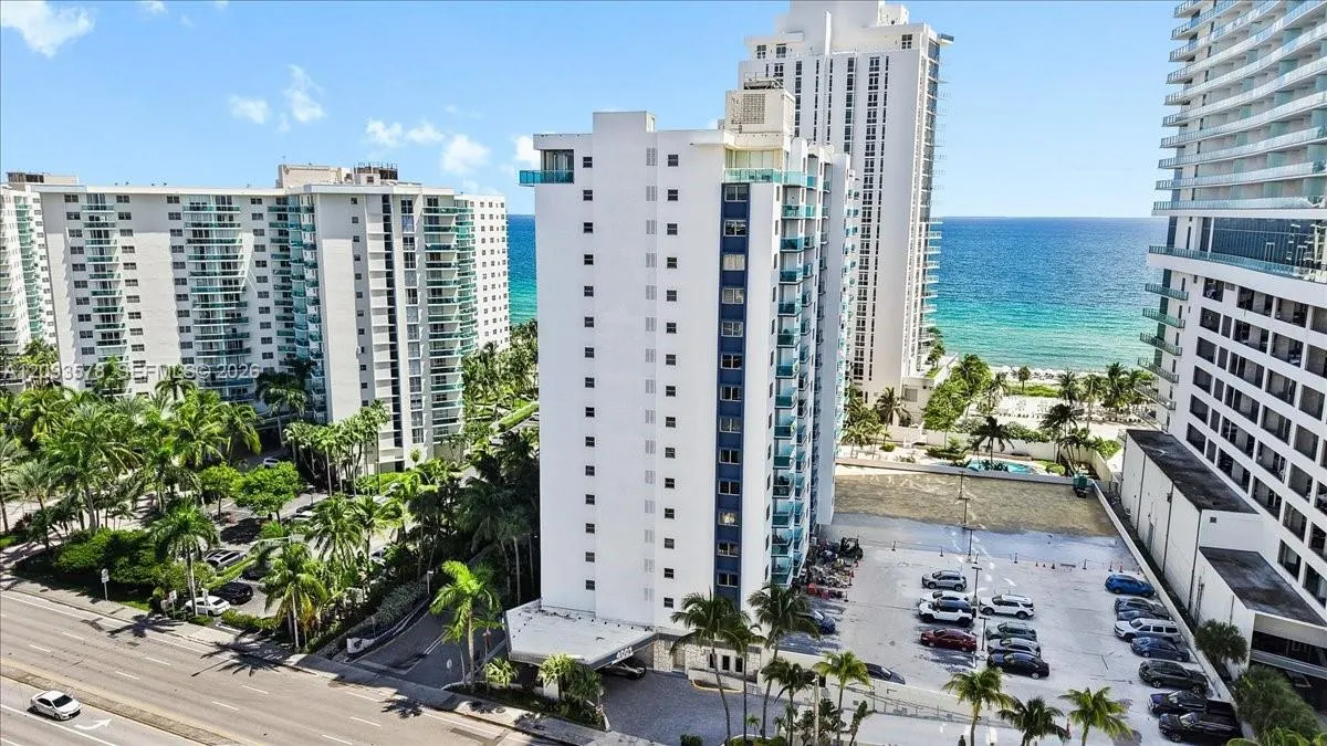 4001 S Ocean Drive #4C