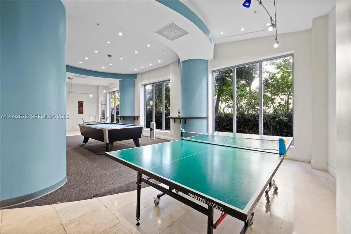 4001 S Ocean Drive #4C