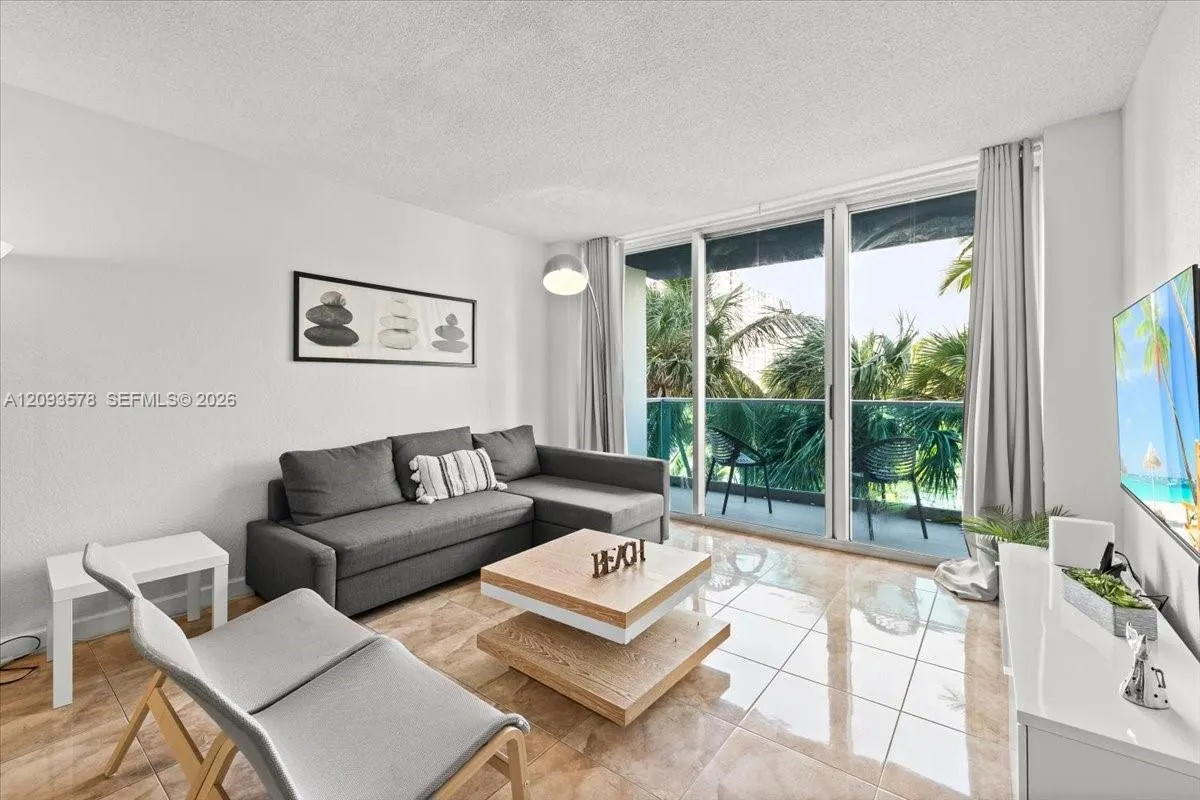 4001 S Ocean Drive #4C