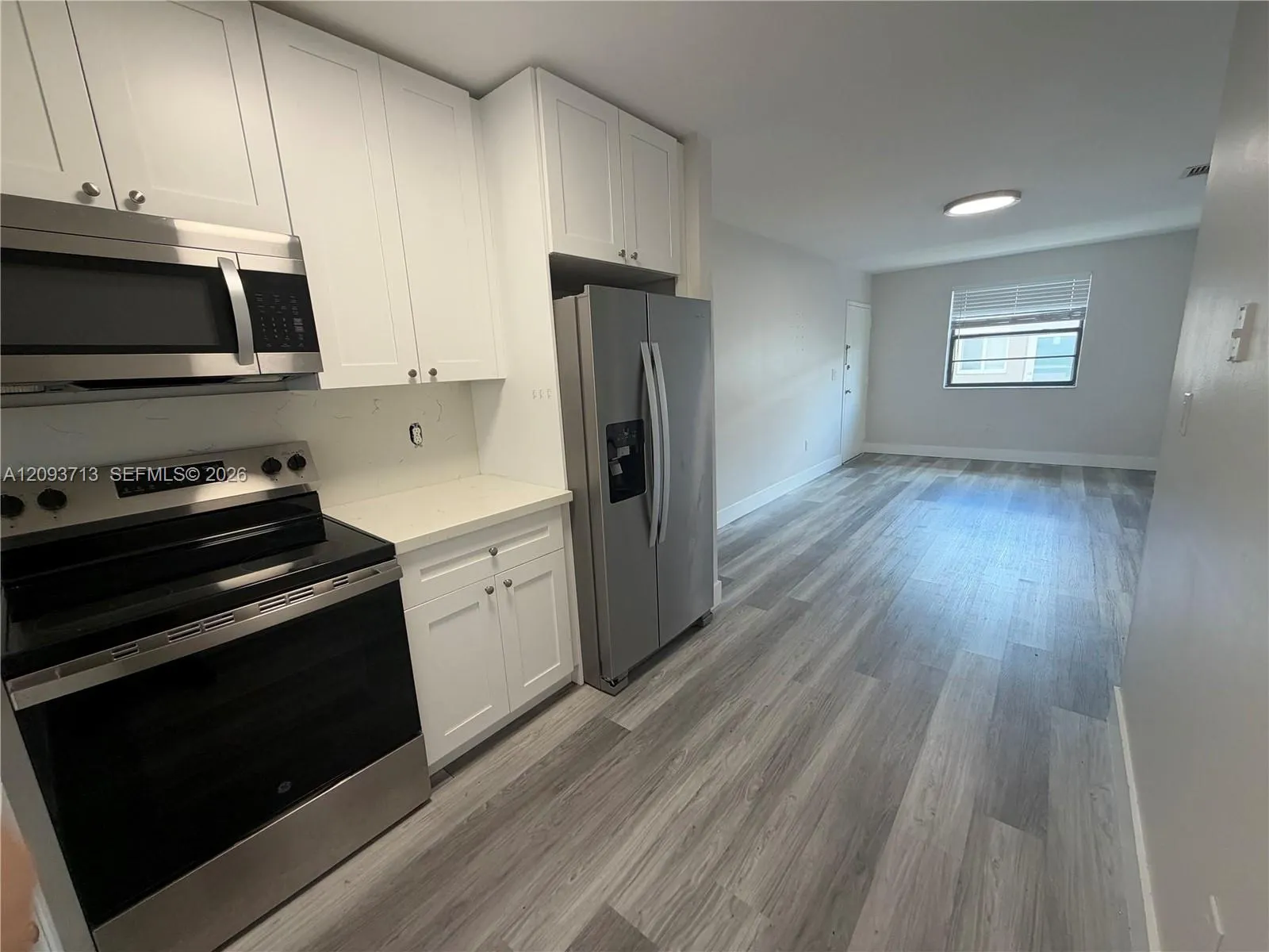 25 W 4th Street #201