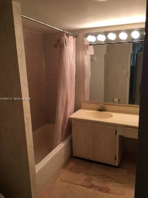7080 Environ Boulevard #227
